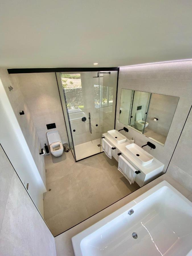 Rocavista - Villa With Heated Rooftop Pool And Amazing Ocean View Costa Adeje  Exterior foto